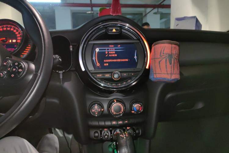 Used MINI 2014 1.5T COOPER Fun Audio And AC Panel