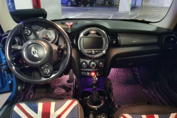 Used MINI 2014 1.5T COOPER Fun Center Console