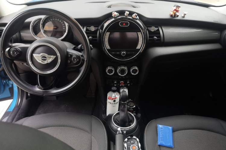 Used MINI 2014 1.5T COOPER Fun Center Console