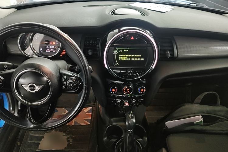 Used MINI 2014 1.5T COOPER Excitement Center Console