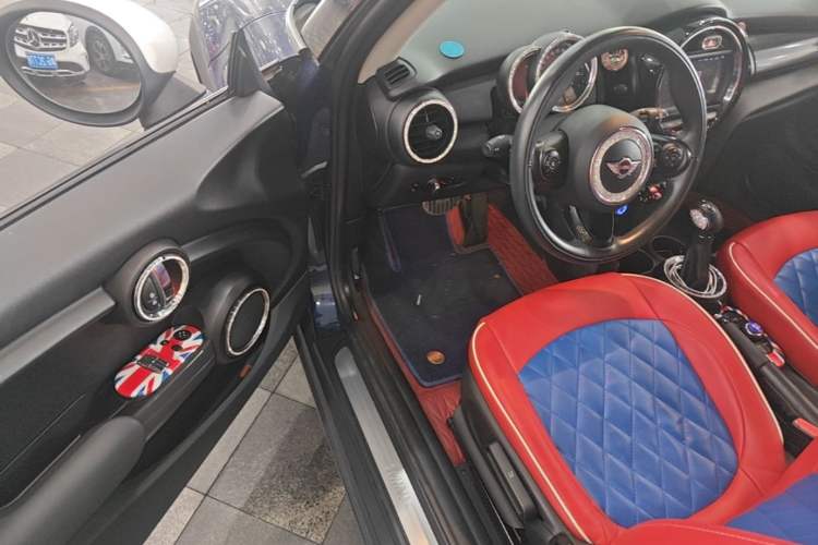 Used MINI 2014 1.5T COOPER Fun Driver Seat