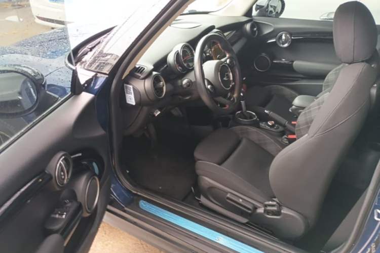 Used MINI 2014 2.0T COOPER S Fun Driver Seat