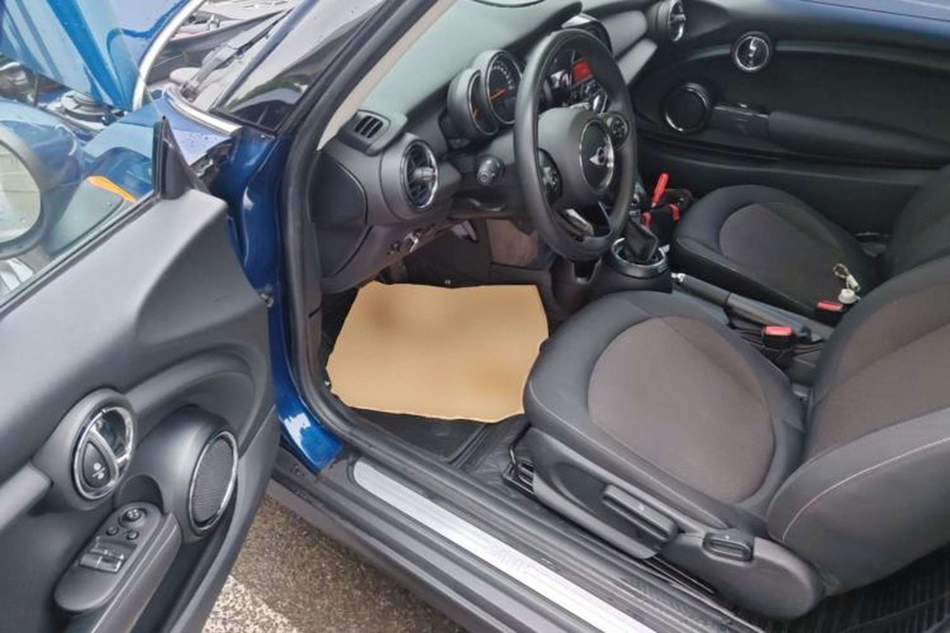 Used MINI 2014 1.2T ONE+ Driver Seat