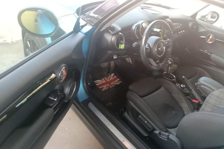 Used MINI 2014 2.0T COOPER S Fun Driver Seat