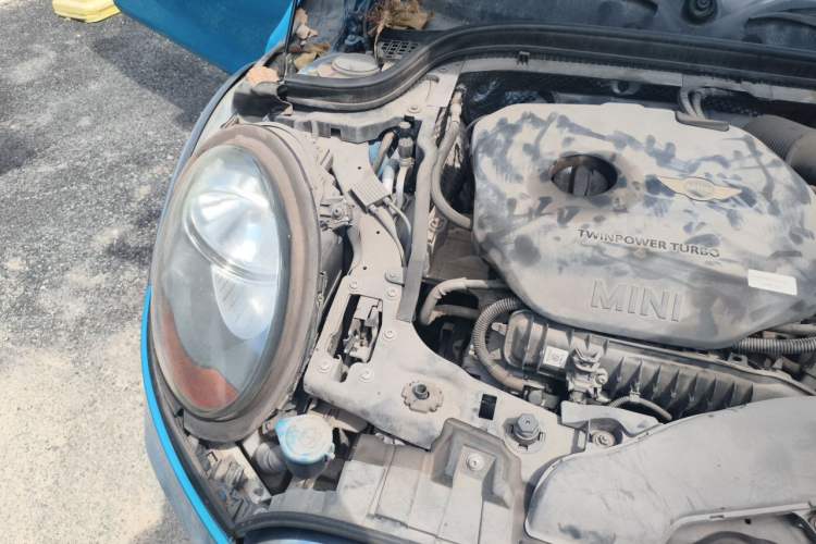 Used MINI 2014 1.5T COOPER Fun Engine Bay Right