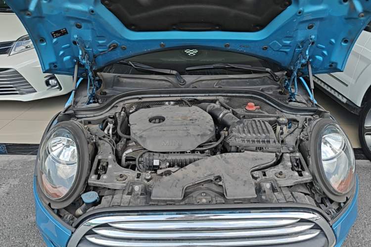 Used MINI 2014 1.2T ONE+ Engine Bay