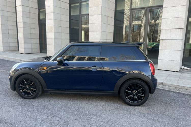 Used MINI 2014 1.5T COOPER Fun Exterior 2