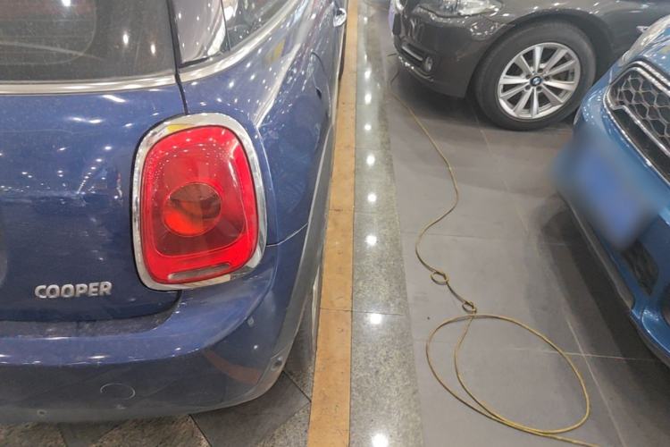 Used MINI 2014 1.5T COOPER Fun Exterior 3