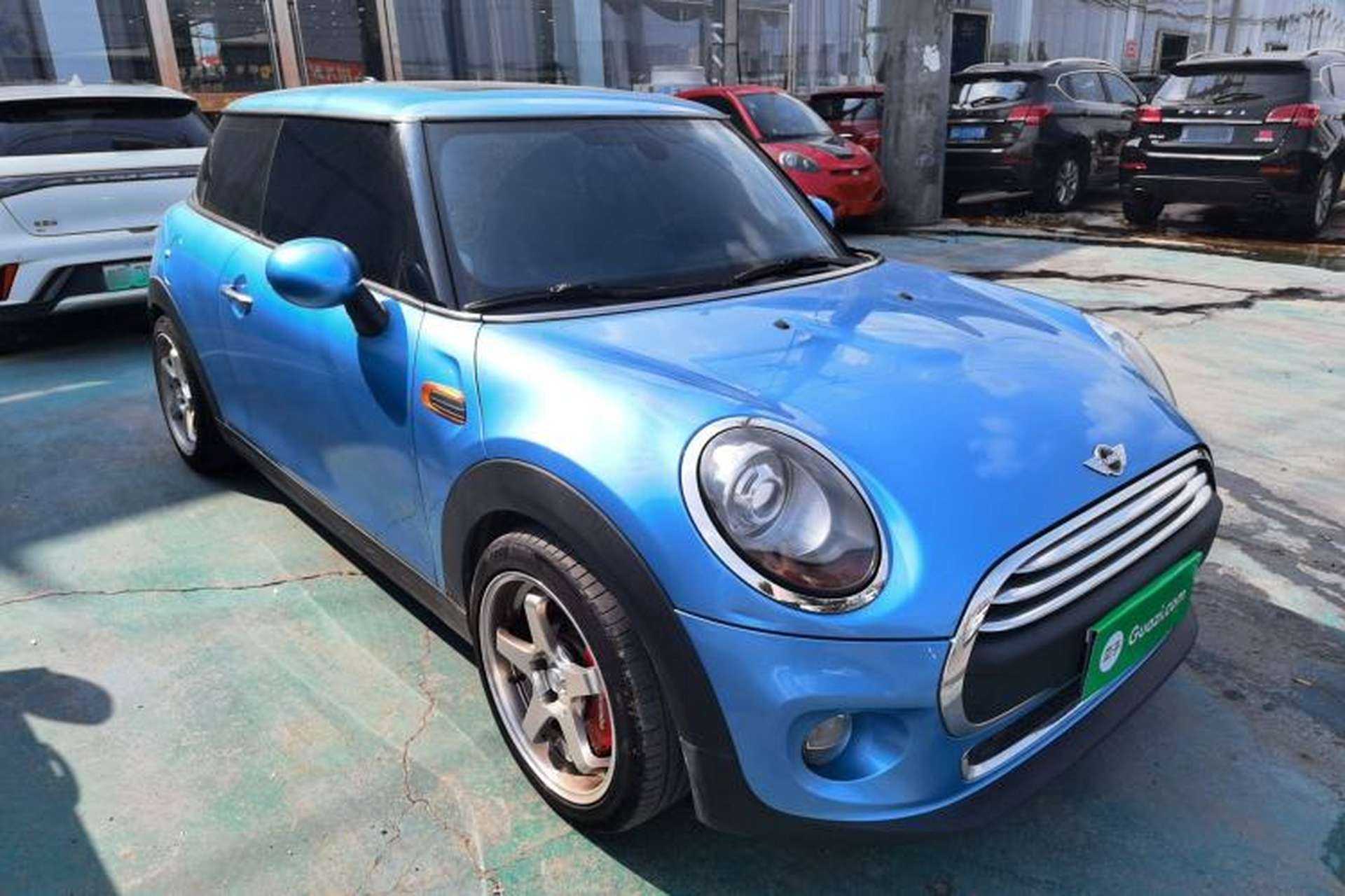 Used MINI 2014 1.2T ONE+ Exterior 4