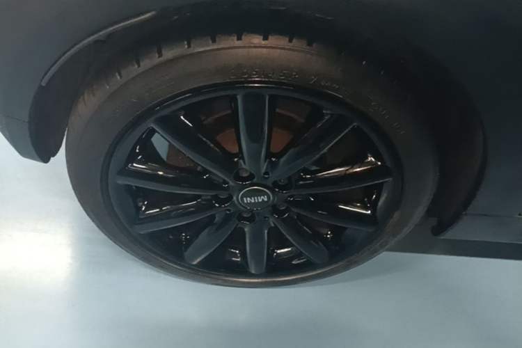 Used MINI 2014 1.5T COOPER Fun Exterior 5