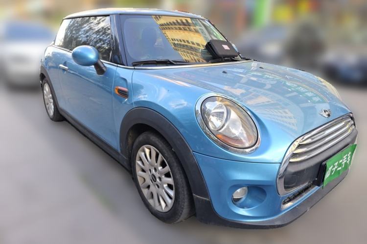 Used MINI 2014 1.2T ONE+ Front Right 45 Deg
