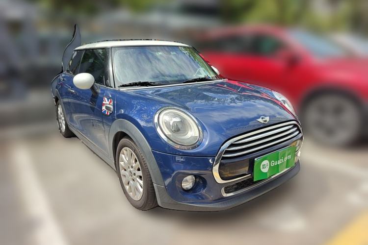 Used MINI 2014 1.5T COOPER Excitement Front Right 45 Deg