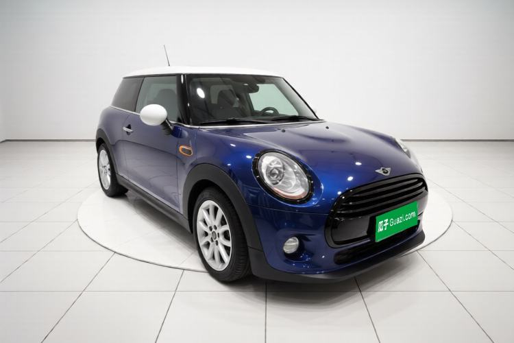 Used MINI 2014 1.5T COOPER Fun Front Right 45 Deg