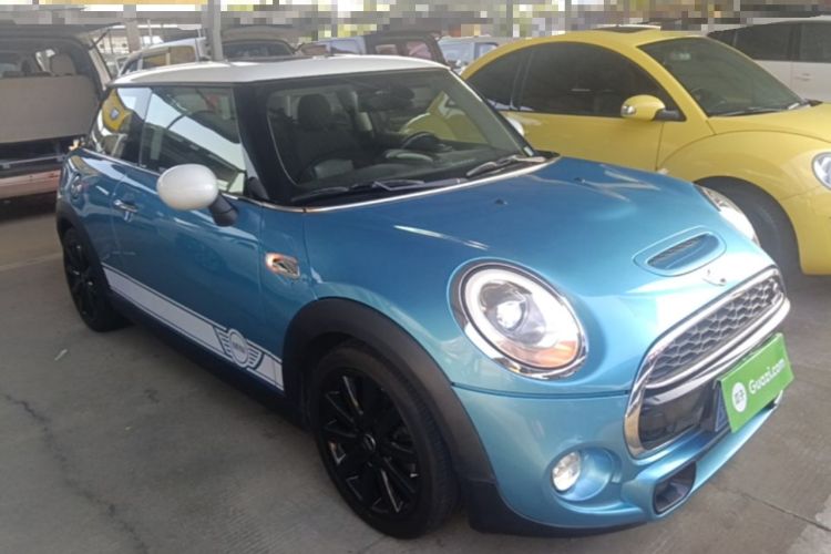 Used MINI 2014 2.0T COOPER S Fun Front Right 45 Deg