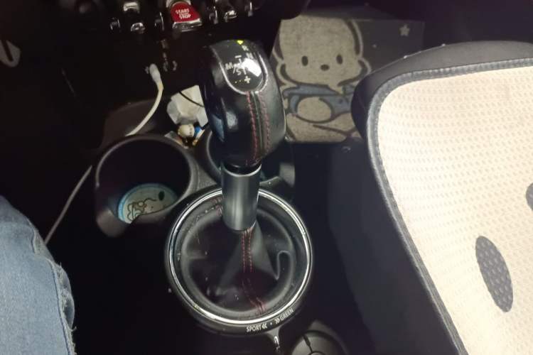 Used MINI 2014 2.0T COOPER S Fun Gear Lever