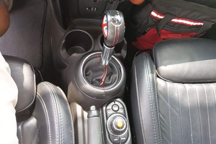 Used MINI 2014 2.0T COOPER S Excitement Gear Lever