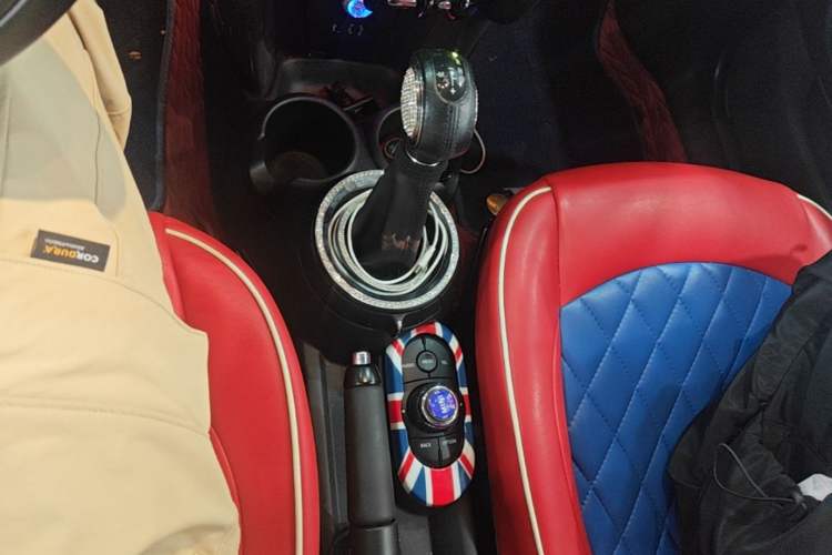 Used MINI 2014 1.5T COOPER Fun Gear Lever