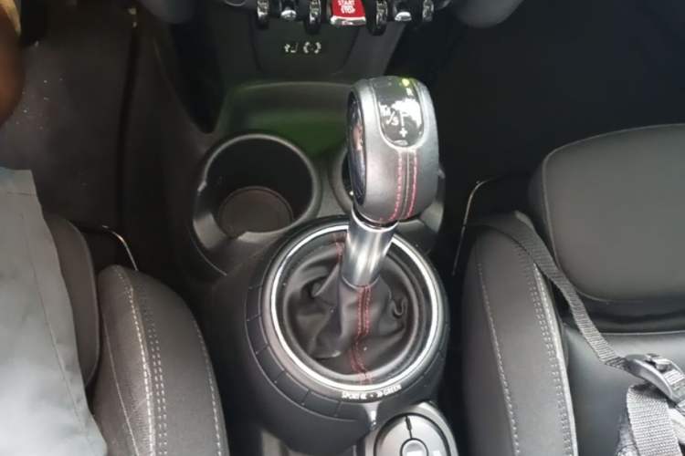Used MINI 2014 2.0T COOPER S Fun Gear Lever