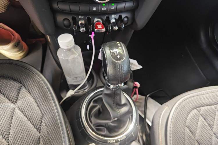 Used MINI 2014 1.5T COOPER Fun Gear Lever