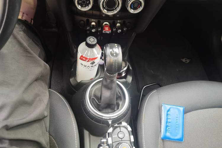 Used MINI 2014 1.5T COOPER Fun Gear Lever