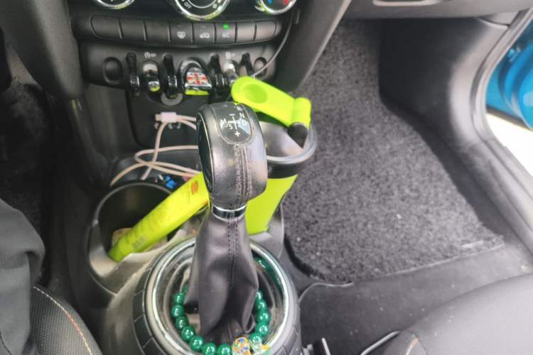Used MINI 2014 1.5T COOPER Fun Gear Lever