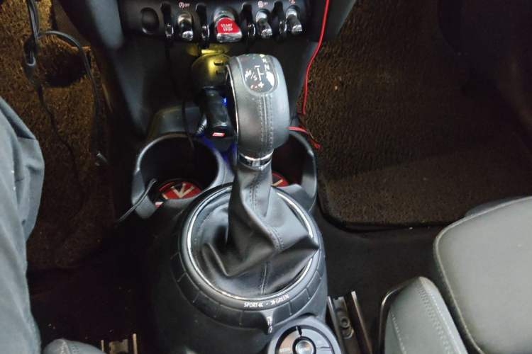 Used MINI 2014 1.5T COOPER Excitement Gear Lever