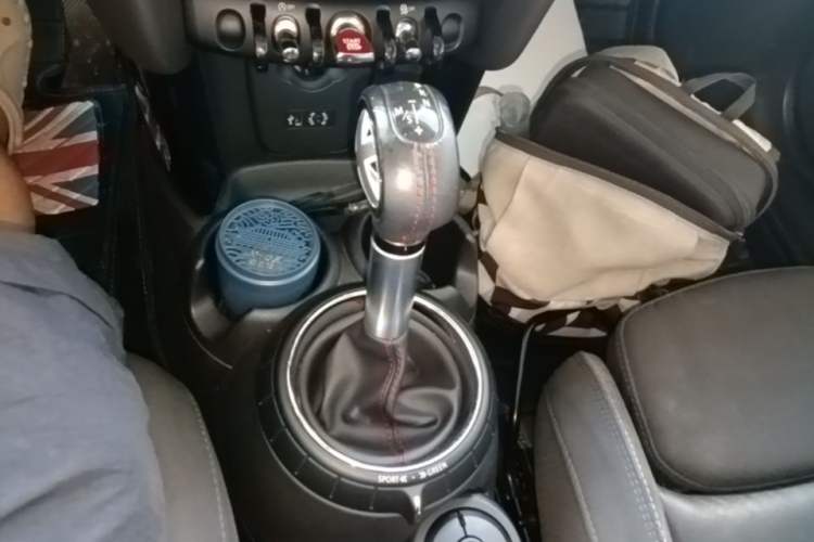 Used MINI 2014 2.0T COOPER S Fun Gear Lever