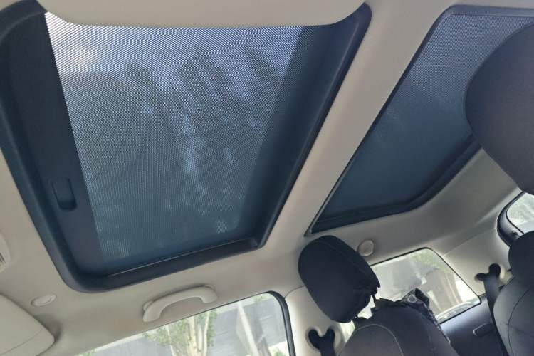 Used MINI 2014 1.2T ONE+ Headliner