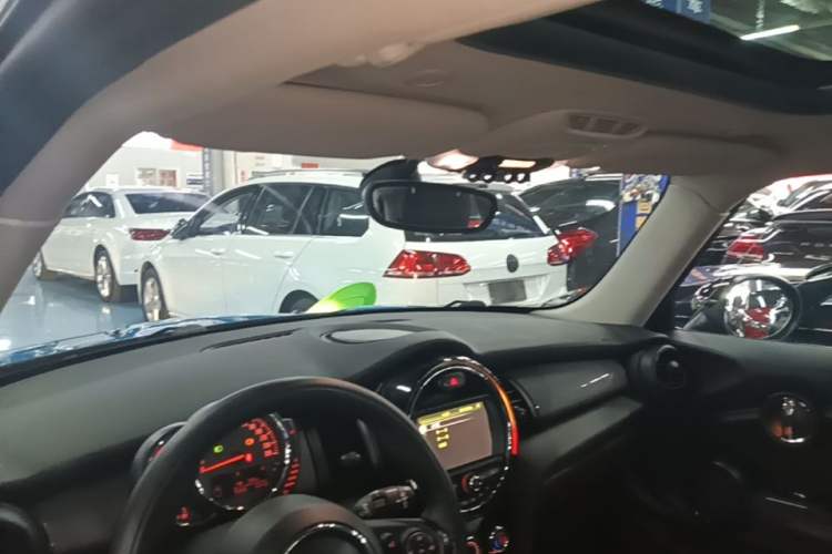 Used MINI 2014 1.5T COOPER Fun Headliner
