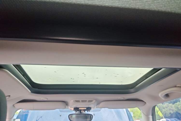 Used MINI 2014 1.2T ONE+ Headliner