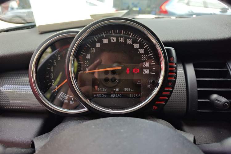 Used MINI 2014 1.5T COOPER Excitement Instrument Cluster