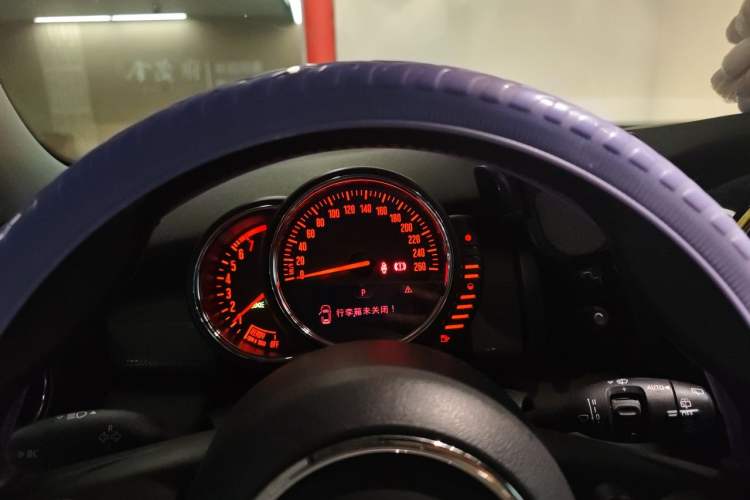 Used MINI 2014 1.5T COOPER Fun Instrument Cluster
