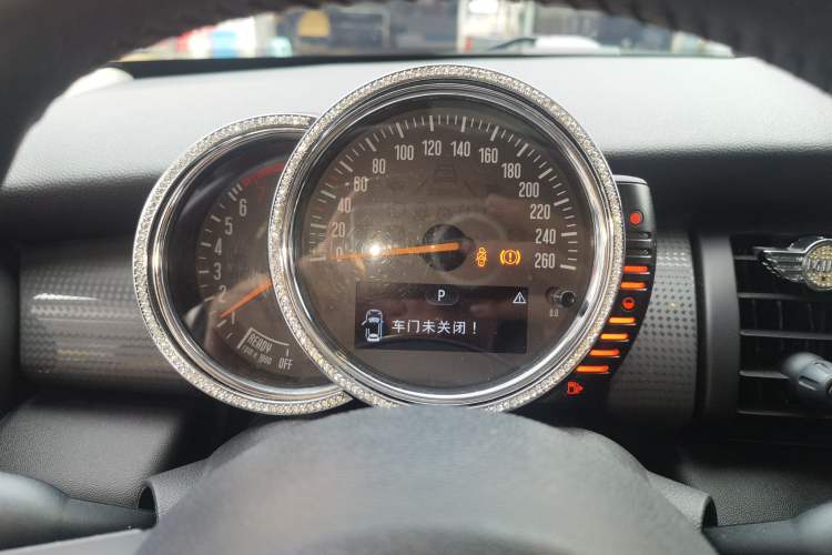 Used MINI 2014 1.5T COOPER Fun Instrument Cluster