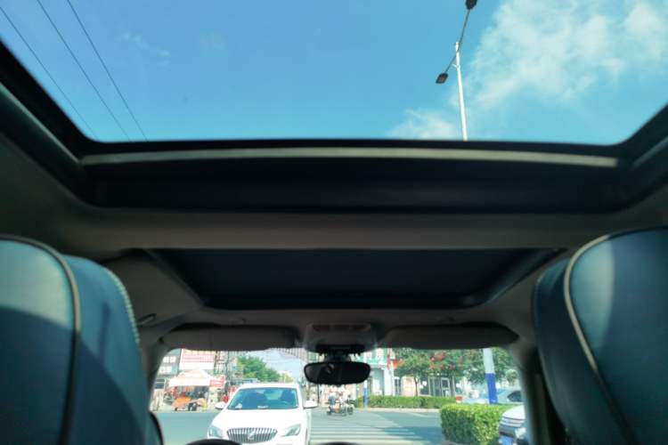 Used MINI 2014 1.2T ONE+ Interior 9