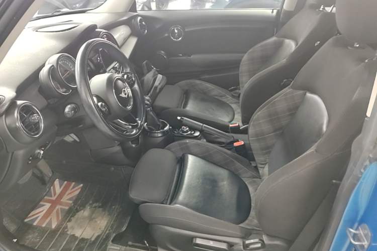 Used MINI 2014 1.5T COOPER Excitement Left Front Seat