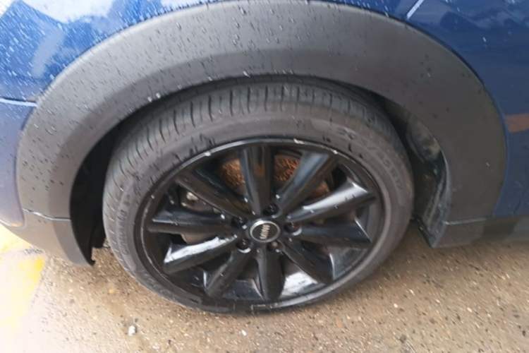 Used MINI 2014 2.0T COOPER S Fun Left Front Wheel Hub