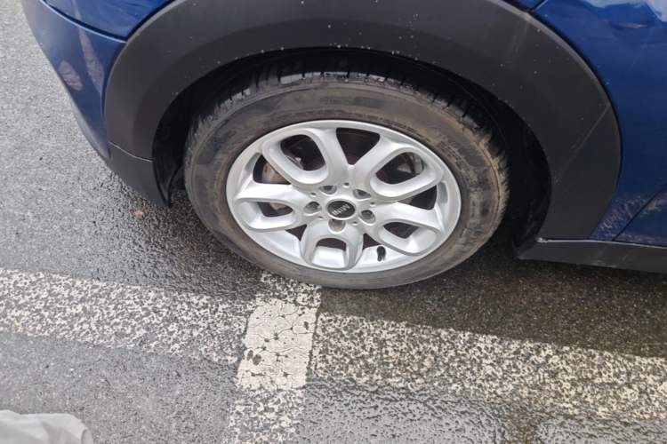 Used MINI 2014 1.2T ONE+ Left Front Wheel Hub