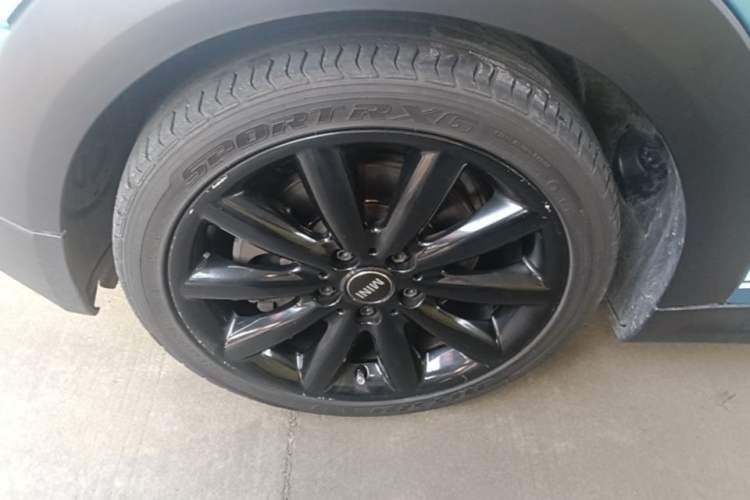 Used MINI 2014 2.0T COOPER S Fun Left Front Wheel Hub