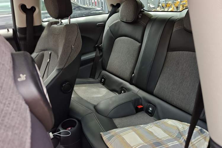 Used MINI 2014 1.5T COOPER Excitement Left Rear Seat