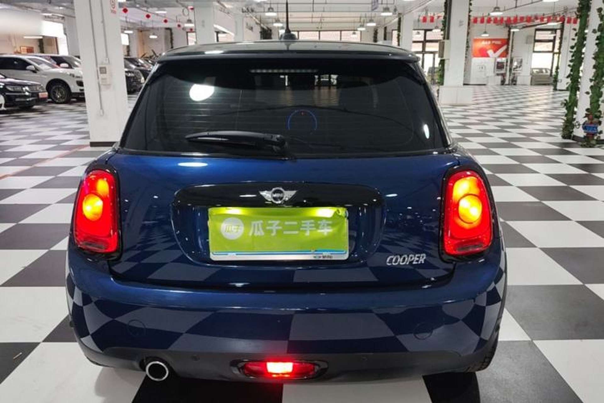 Used MINI 2014 1.5T COOPER Fun Rear