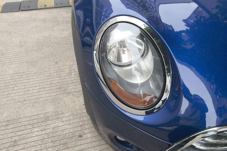 Used MINI 2014 1.2T ONE+ Right Front Headlight