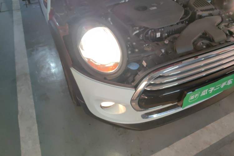 Used MINI 2014 1.5T COOPER Fun Right Front Headlight