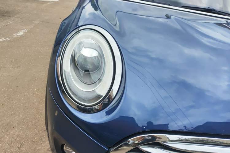 Used MINI 2014 1.5T COOPER Fun Right Front Headlight