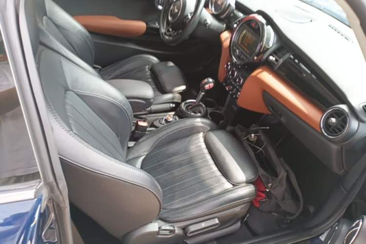 Used MINI 2014 2.0T COOPER S Excitement Right Front Seat
