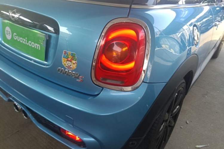 Used MINI 2014 2.0T COOPER S Fun Right Rear Taillight