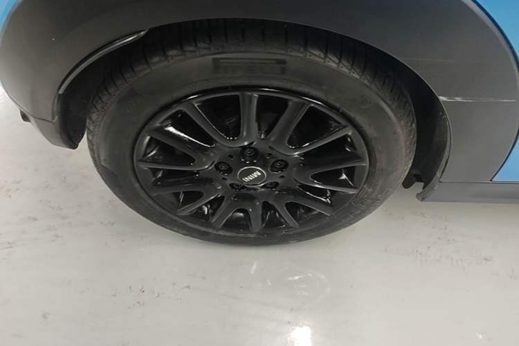 Used MINI 2014 1.5T COOPER Excitement Right Rear Wheel Hub