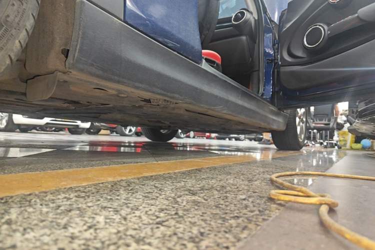 Used MINI 2014 1.5T COOPER Fun Right Side Sill