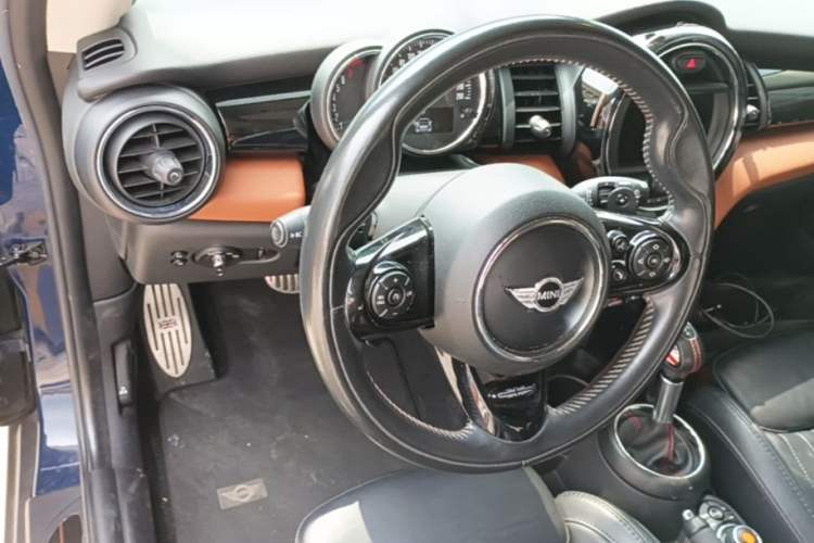 Used MINI 2014 2.0T COOPER S Excitement Steering Wheel