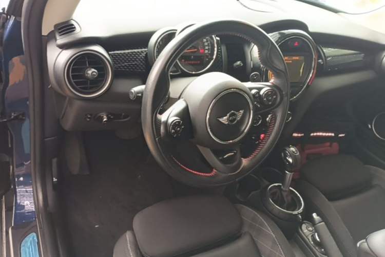 Used MINI 2014 2.0T COOPER S Fun Steering Wheel