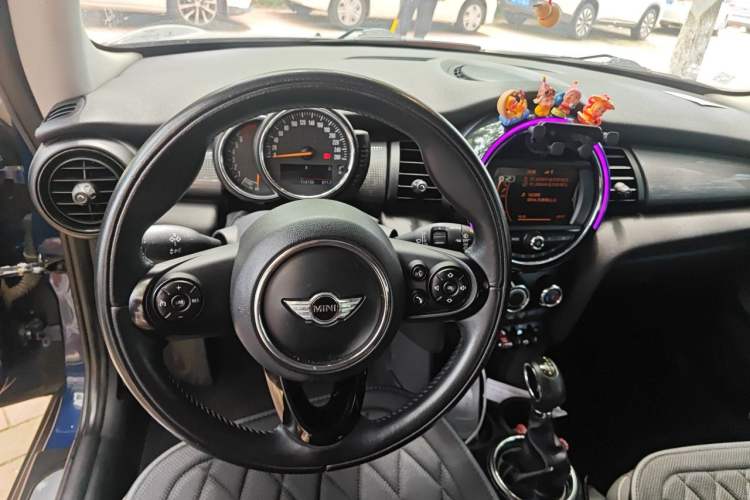 Used MINI 2014 1.5T COOPER Fun Steering Wheel